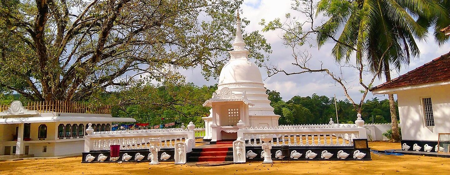 pokunuwita sri vinayalankaramaya (burmese temple)